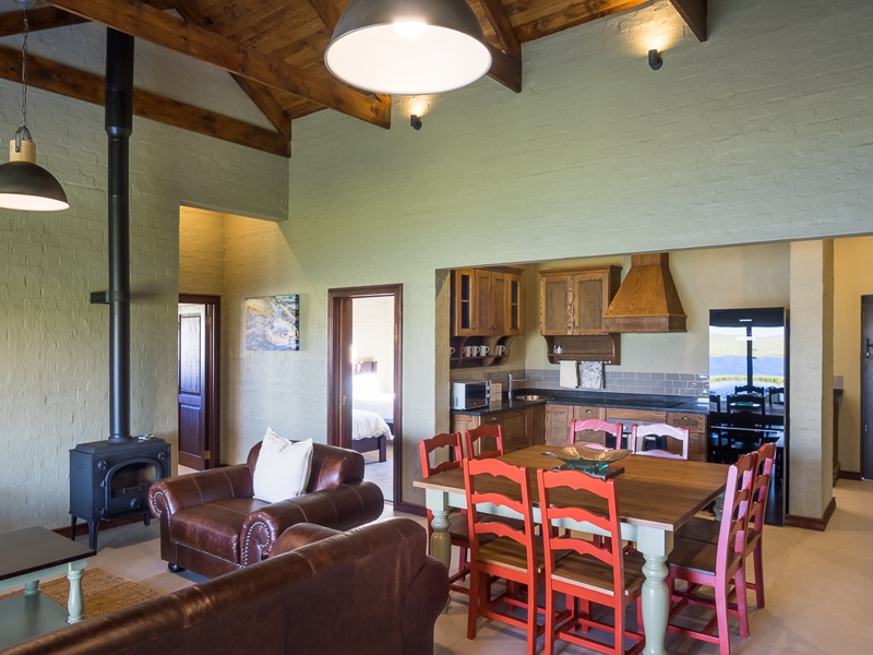 Open plan kitchen, dining area and lounge